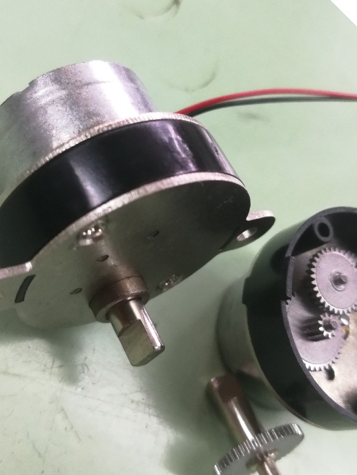 普通电机和减速电机的区别：深圳麻豆一二三区AV传媒电机厂家为您揭秘