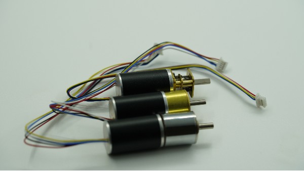 深圳无刷电机厂家为您揭秘：无刷电机与有刷电机的区别