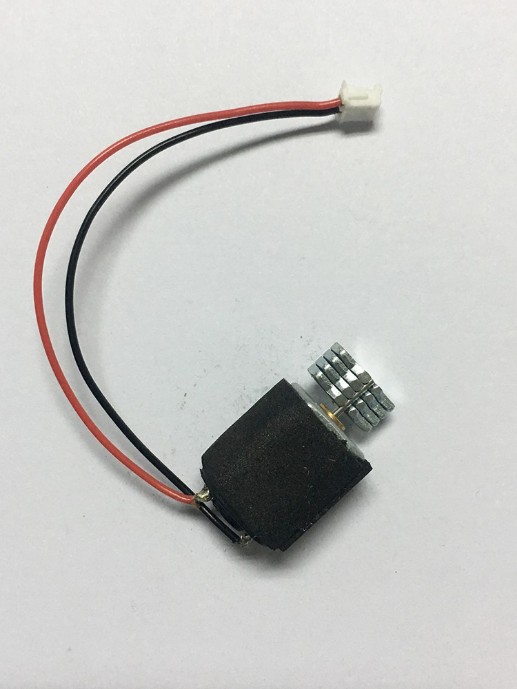 直线振动筛（震动筛）电机底座开裂怎么回事：深圳振动电机电机厂家为您揭秘